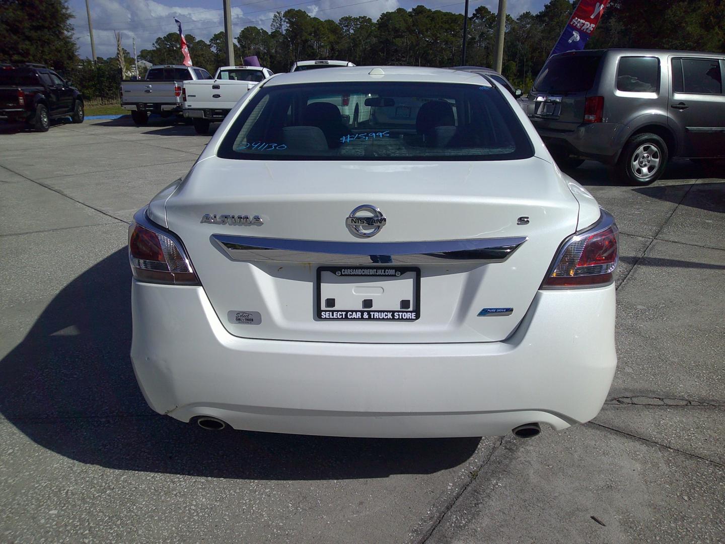 2014 WHITE NISSAN ALTIMA 2.5; 2.5 S; 2 (1N4AL3AP9EN) , located at 390 Hansen Avenue, Orange Park, FL, 32065, (904) 276-7933, 30.130497, -81.787529 - Photo#3